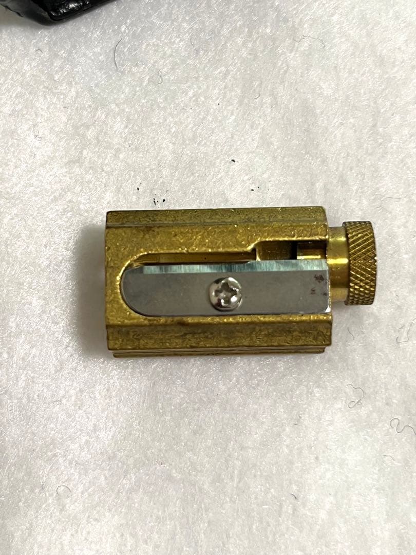 ドイツ製 DUX(ダックス) シャープナー 3段階調整 鉛筆削り