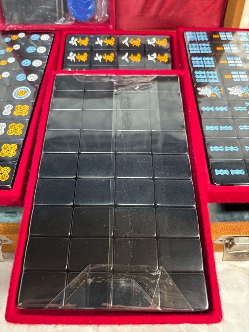 新品未開封！ 藝夢堂 麻雀牌 ブラック牌　キングバード製ケース