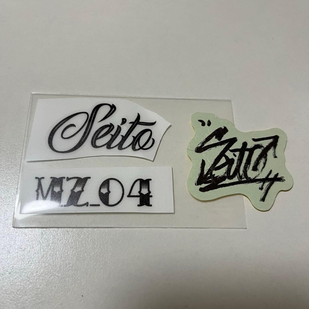 MAZZEL SEITO 4点セット アクスタ ステッカー　トレカ