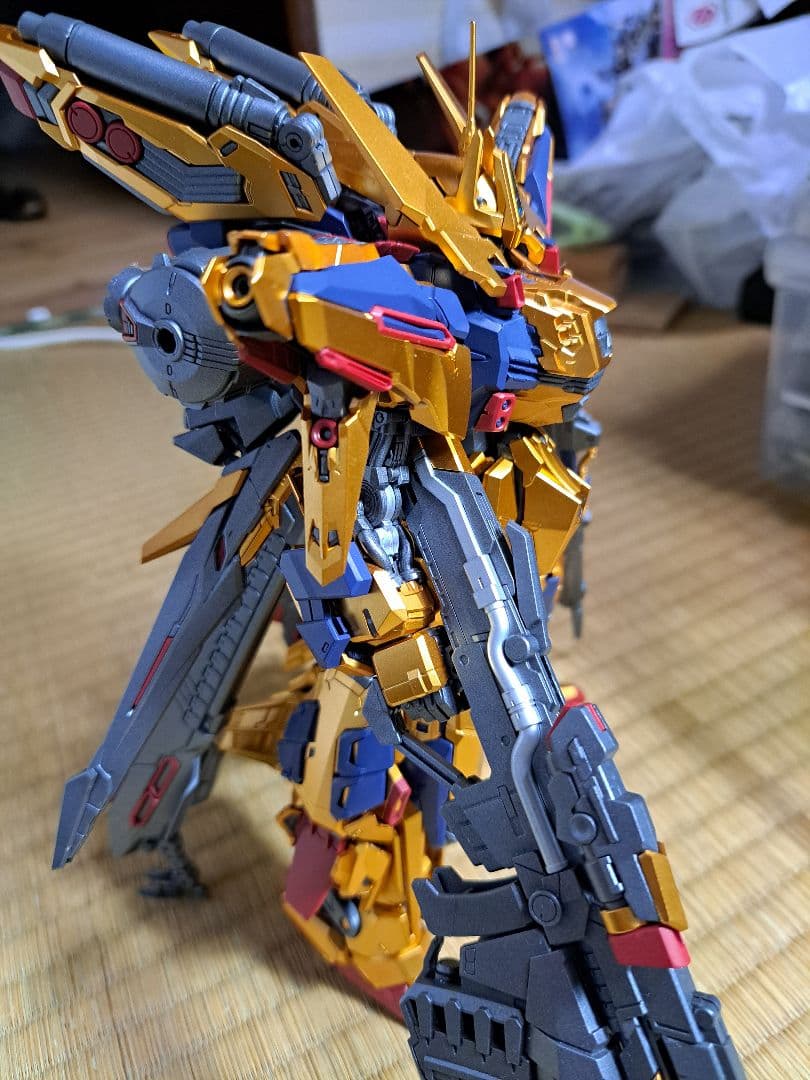 神馬模型　1/100相当　黄金武士 ダイキャストフレーム　海外製プラモデル