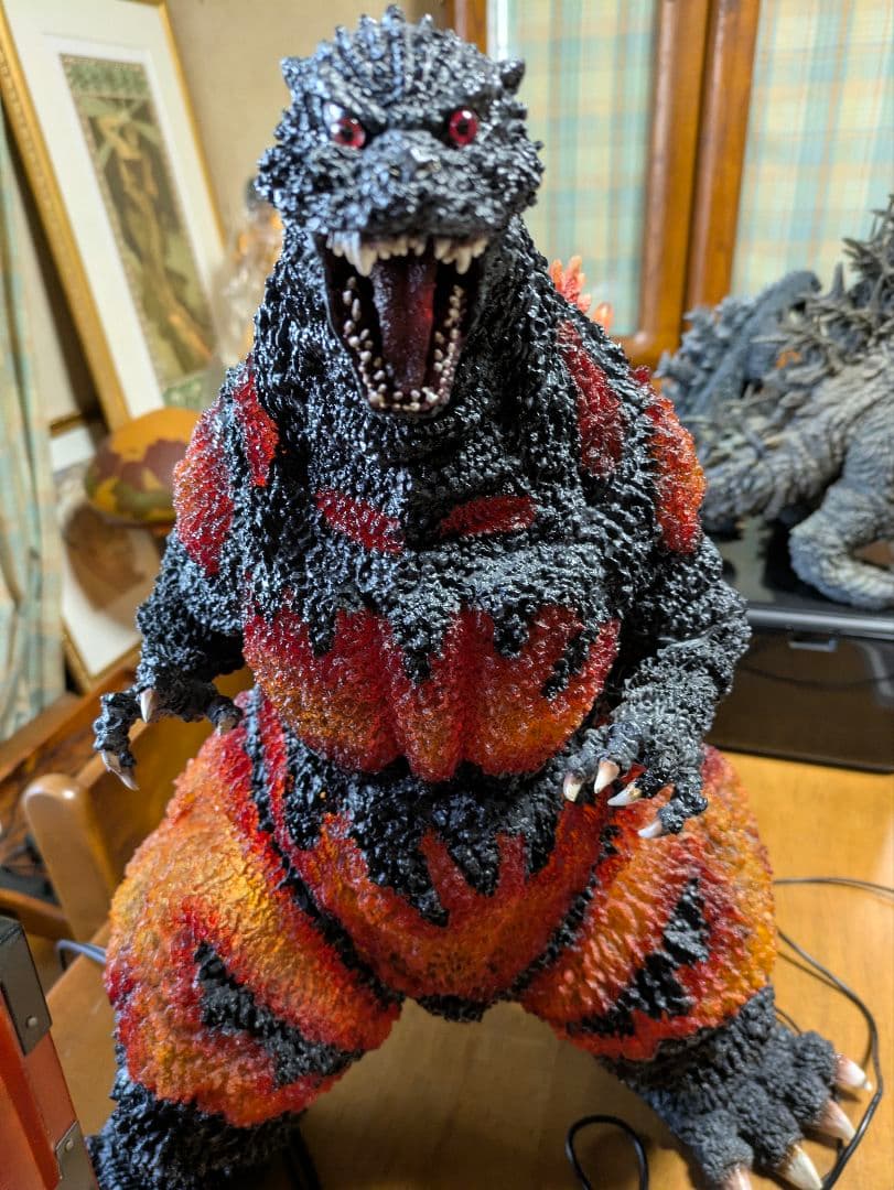 バ-ニングゴジラ特大50センチ要引き取り