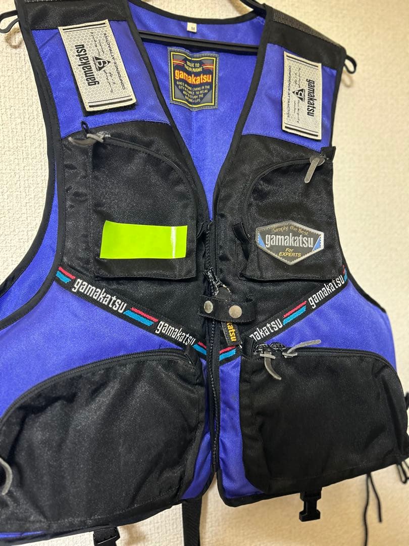 がまかつ　フローティングベスト&手袋