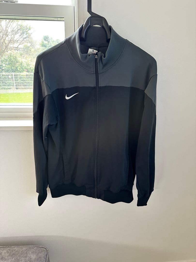 鹿島アントラーズ 2015シーズンNIKE選手着用モデル　移動着（非売品）