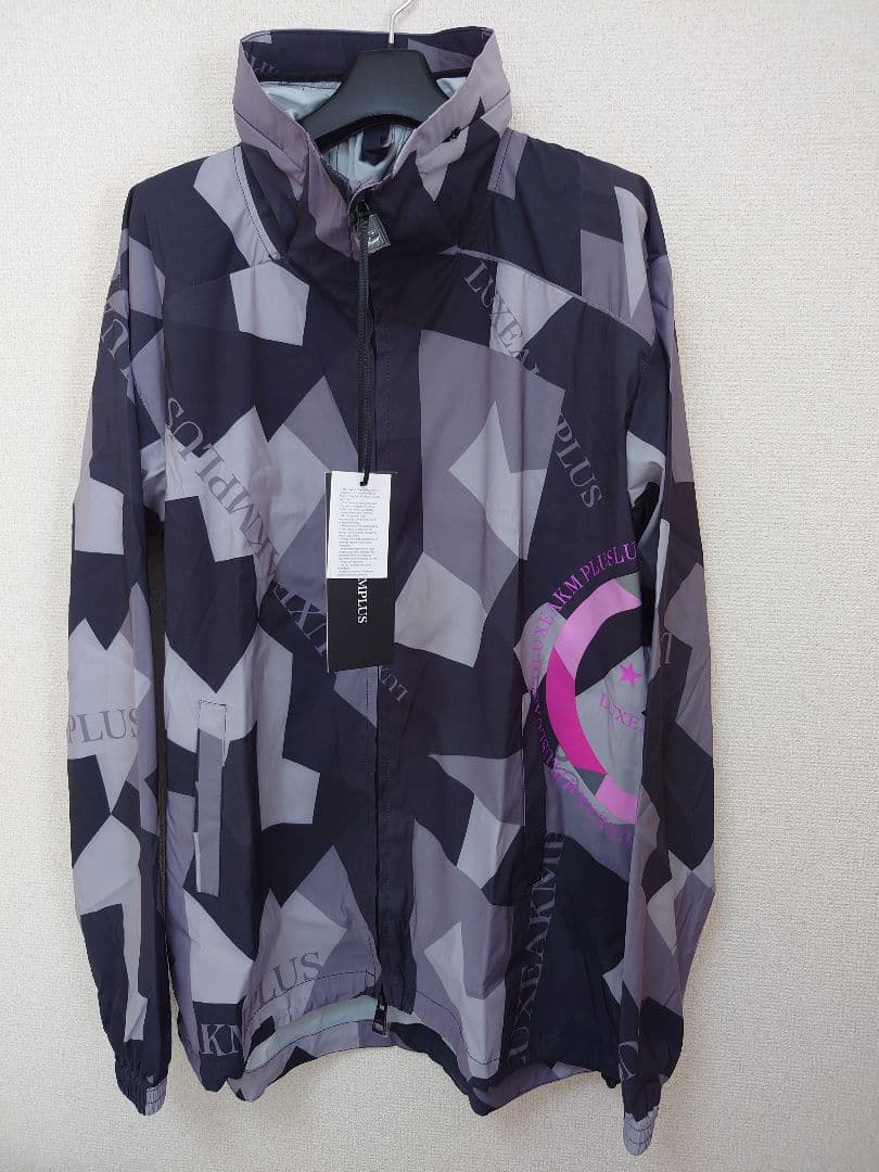 新品XLサイズ セットアップ リュクスエイケイエムプラス 上下セット