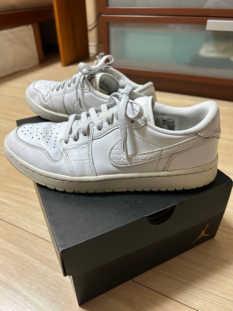 ナイキ エアジョーダン 1 ロー ゴルフシューズ