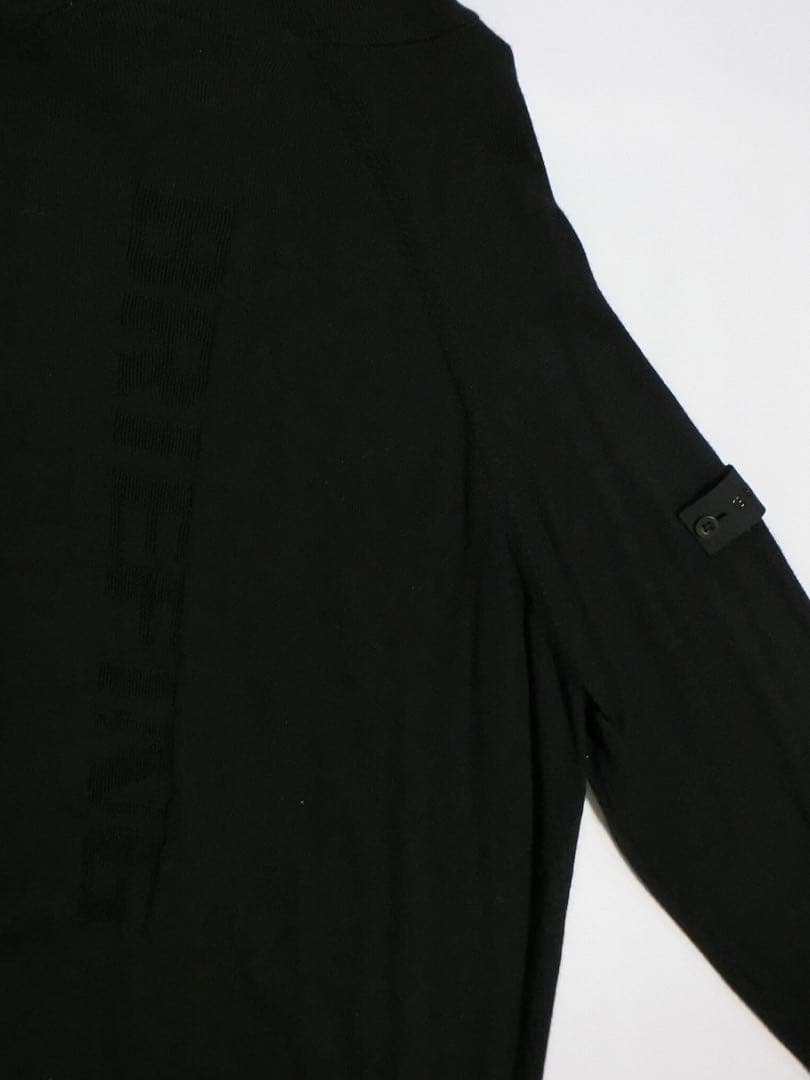 BRIEFING ブリーフィング　黒いニットでフードが付いた長袖セーター L