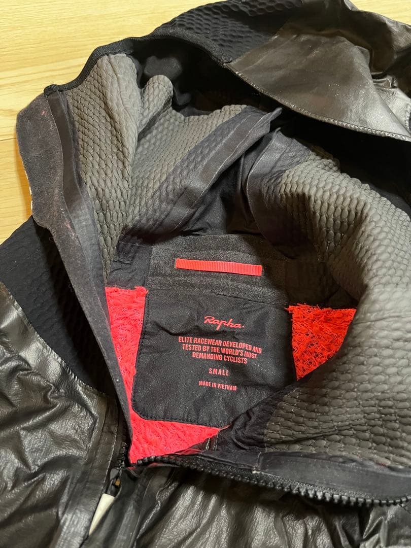 Rapha プロチーム インサレーティッドジャケット 黒　Ｓ