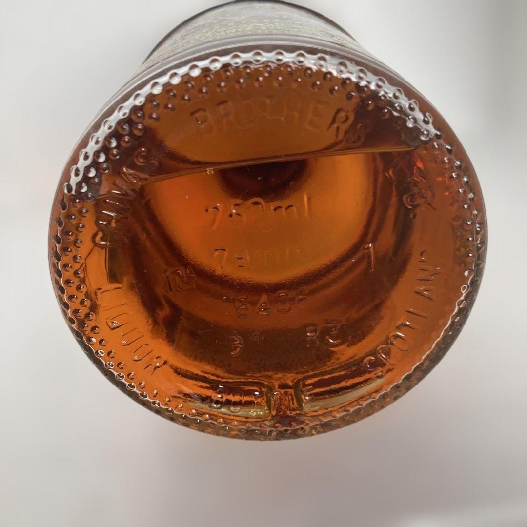 CHIVAS REGAL 12年 ブレンデッドスコッチウイスキー 750ml