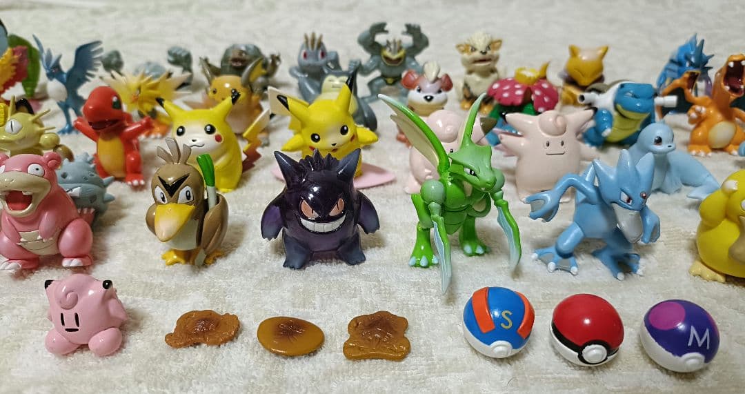 ポケモン　モンコレ　初期　６２体+付属品７