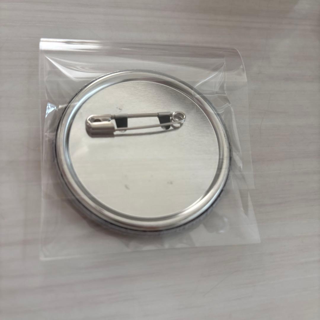 呪術廻戦　五条悟　缶バッジ　アクリルキーホルダー