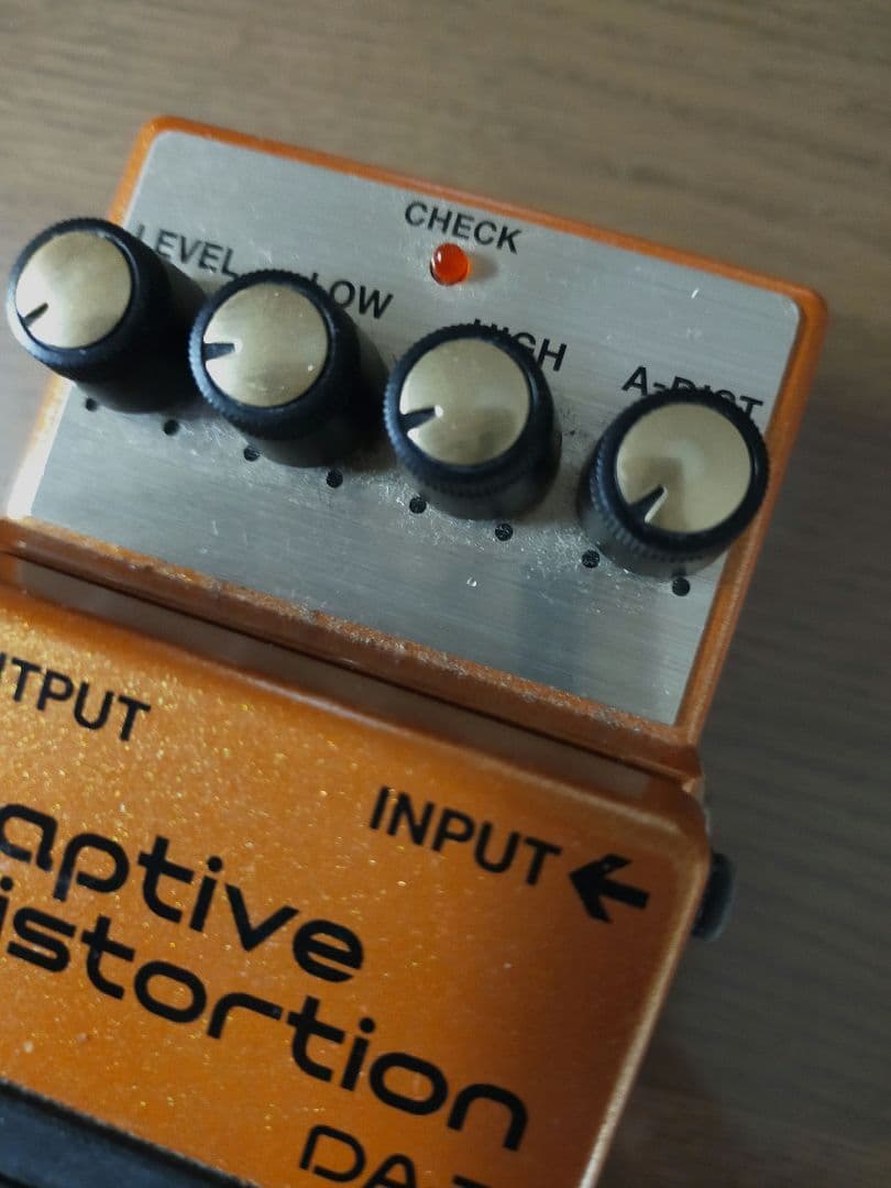 BOSS エフェクター★adaptive distortion DA-2