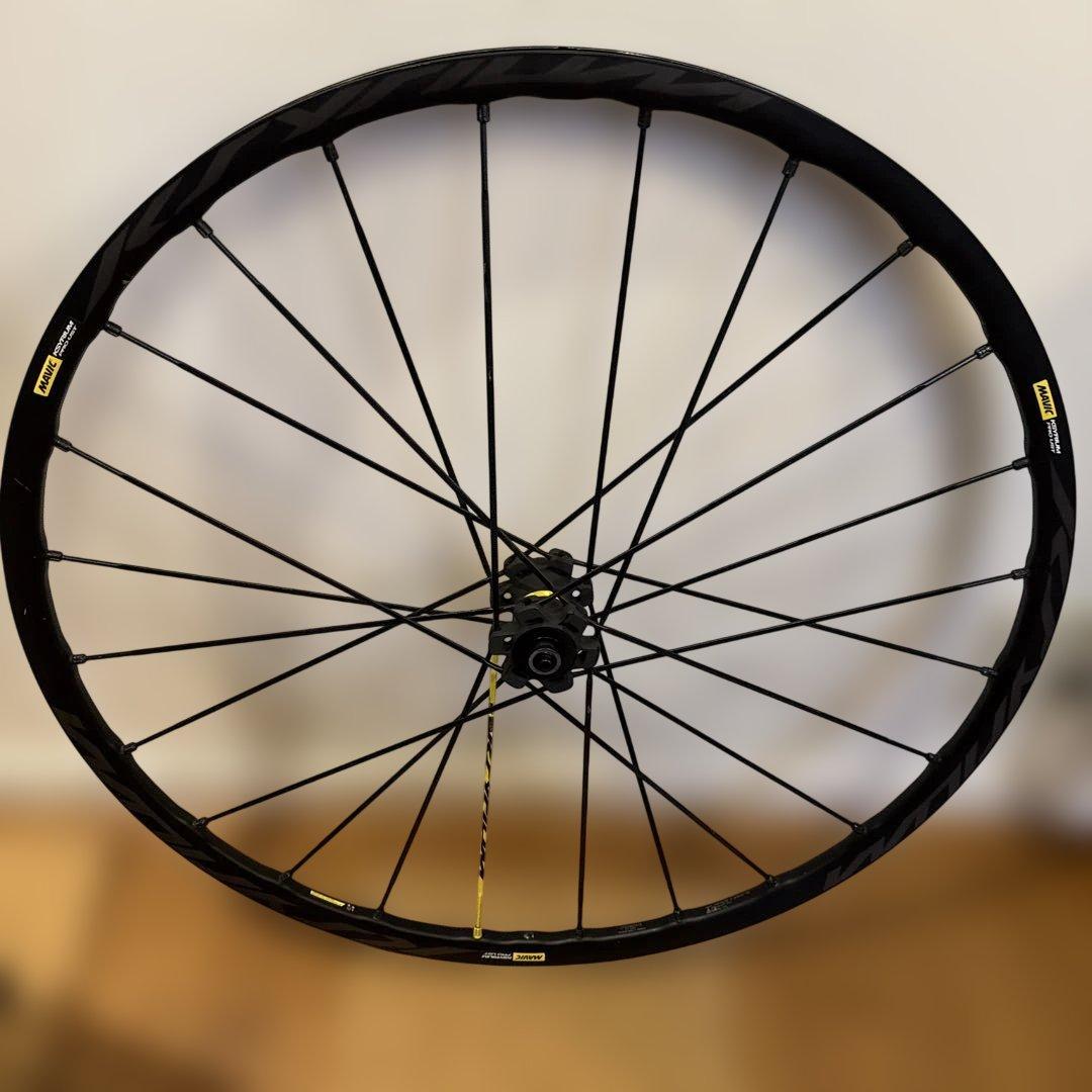 専用Mavic KSYRIUM PRO UST DISC シマノフリー