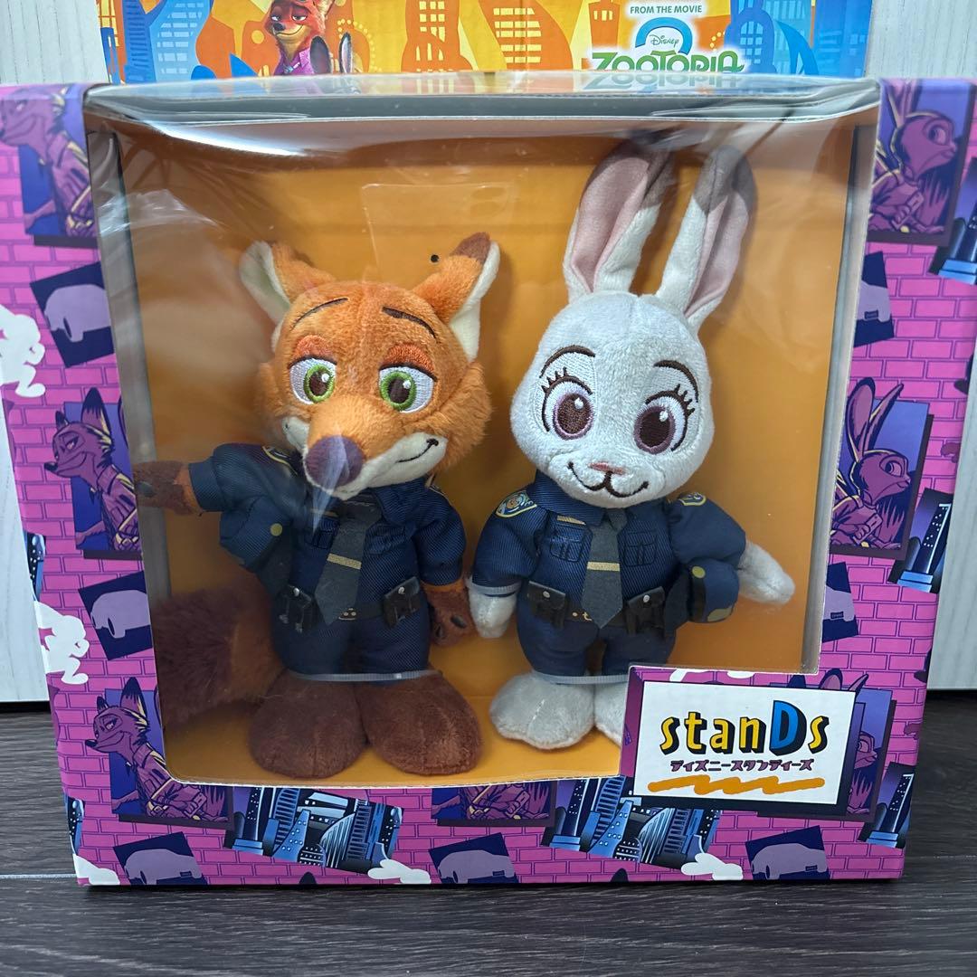 ディズニーストア　ズートピア　スタンディーズstands ジュディ　ニック