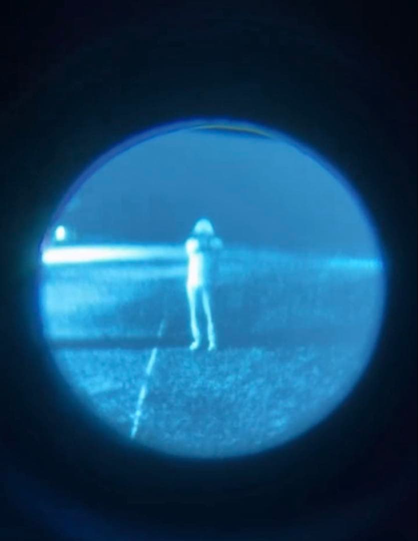 ナイトビジョン　暗視鏡