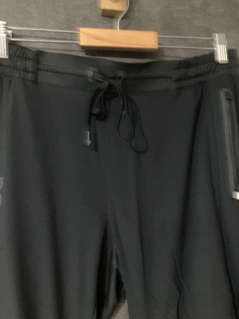 オン On ランニングパンツ Running Pants Black Mサイズ