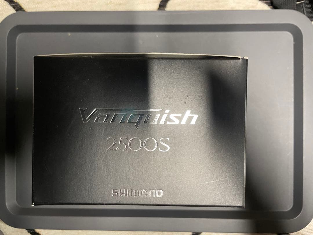 【極美品】　希少SHIMANO シマノ　19ヴァンキッシュ2500S 送料無料