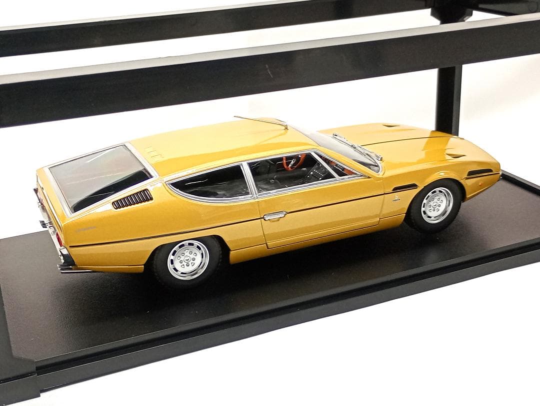 KK-Scale 1/18 ランボルギーニ エスパーダ 1970 (ゴールド)