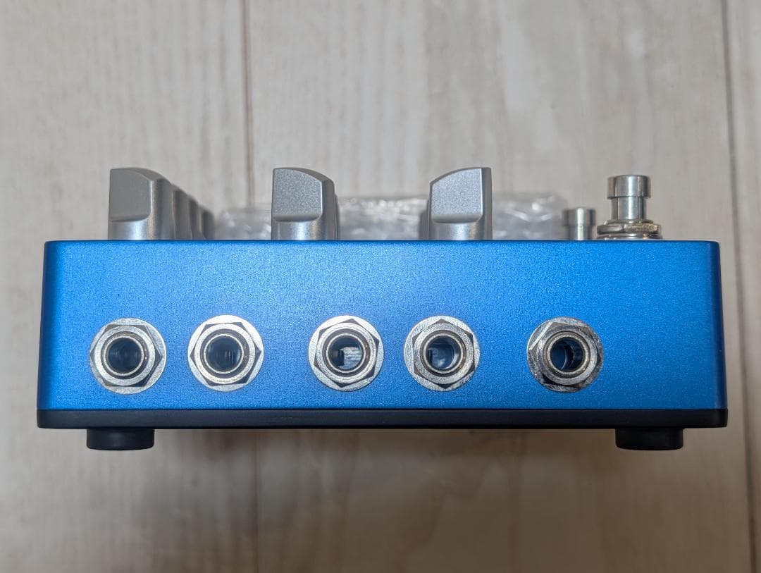 PHIL JONES BASS X2C 多機能デュアルバンド・コンプレッサー