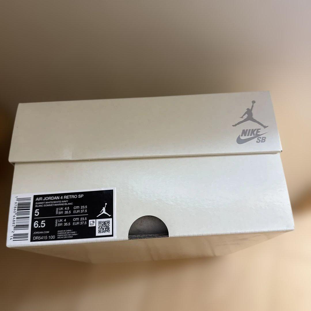 Nike Air Jordan 4 ホワイト/ネイビー