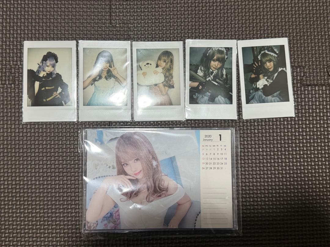 コスプレイヤーシスル　コミケ　写真集等詰め合わせ