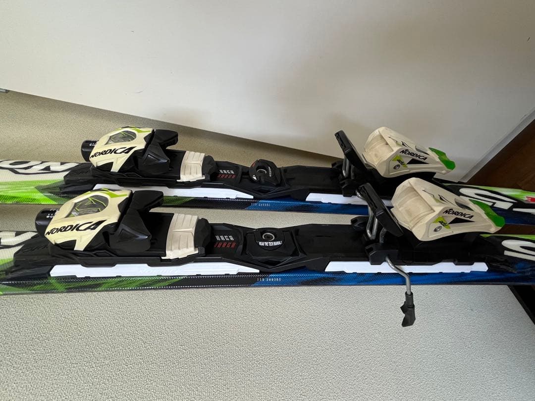 キタ出品 Nordica Sierra スキー板 160cm