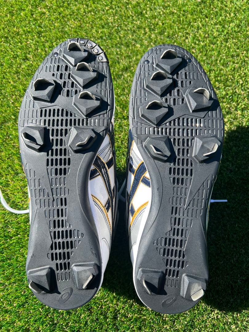 アシックス スパイクシューズ ホワイト/グレー