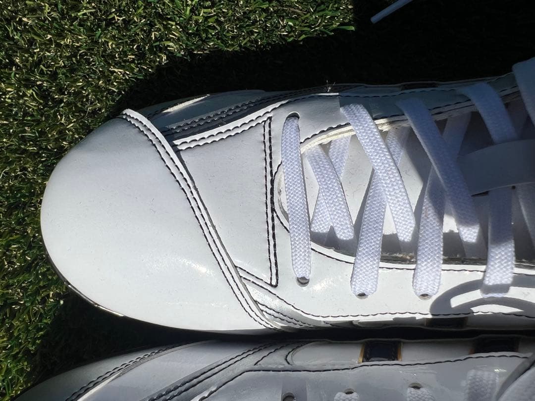 アシックス スパイクシューズ ホワイト/グレー