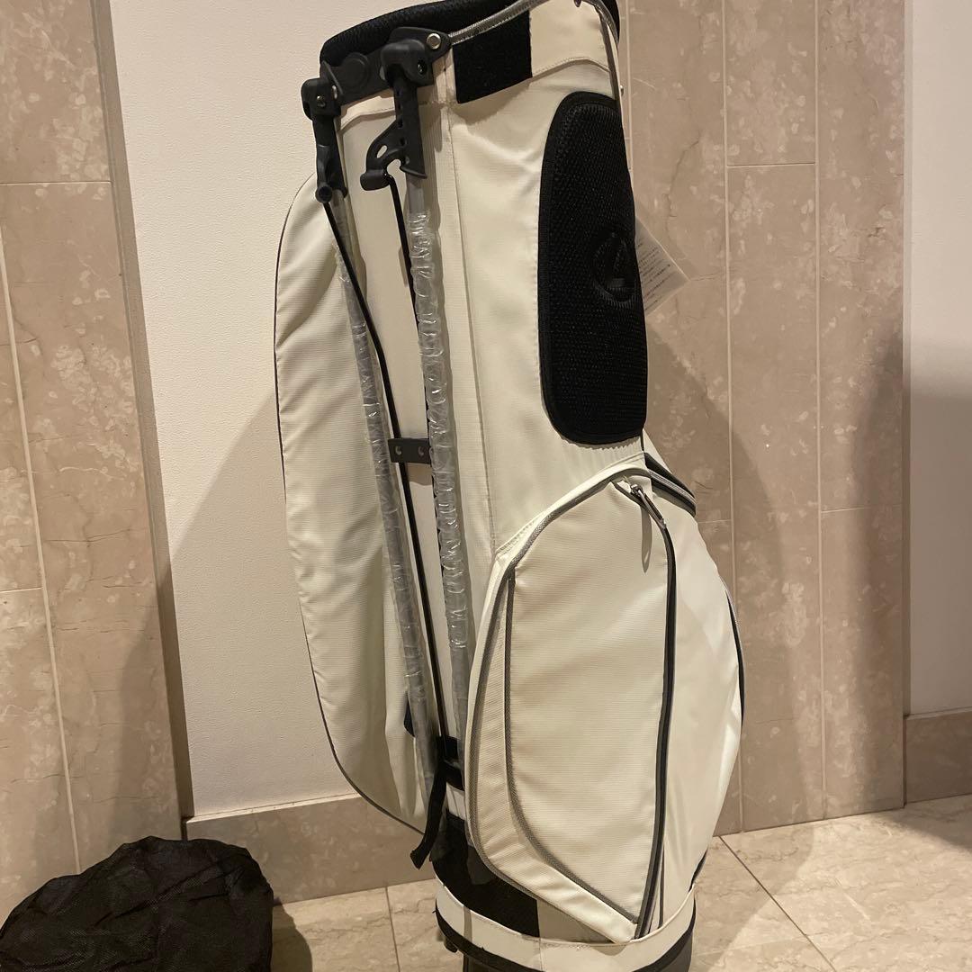 新品未使用品、LEXUSホワイト ゴルフキャディバッグ