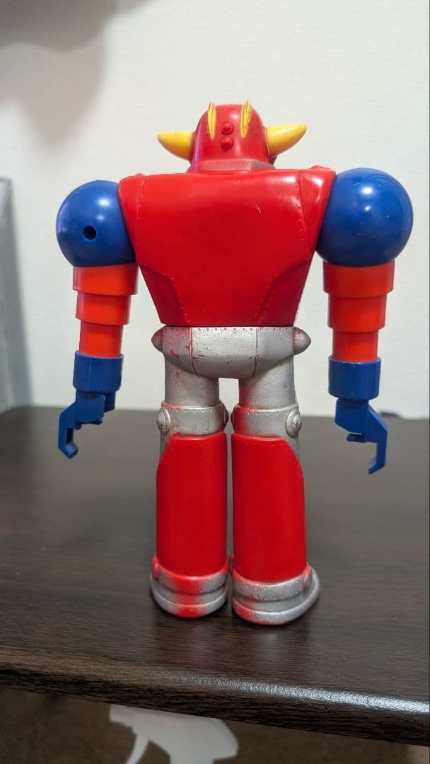 カ*ズ様 UFO戦士ダイアポロンのソフビ人形