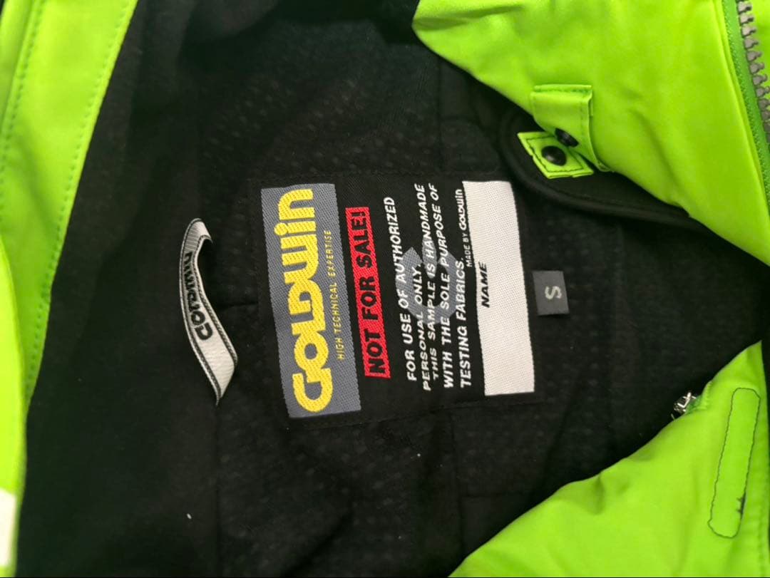 ゴールドウィン　セットアップ　スキーウェア　Sサイズ