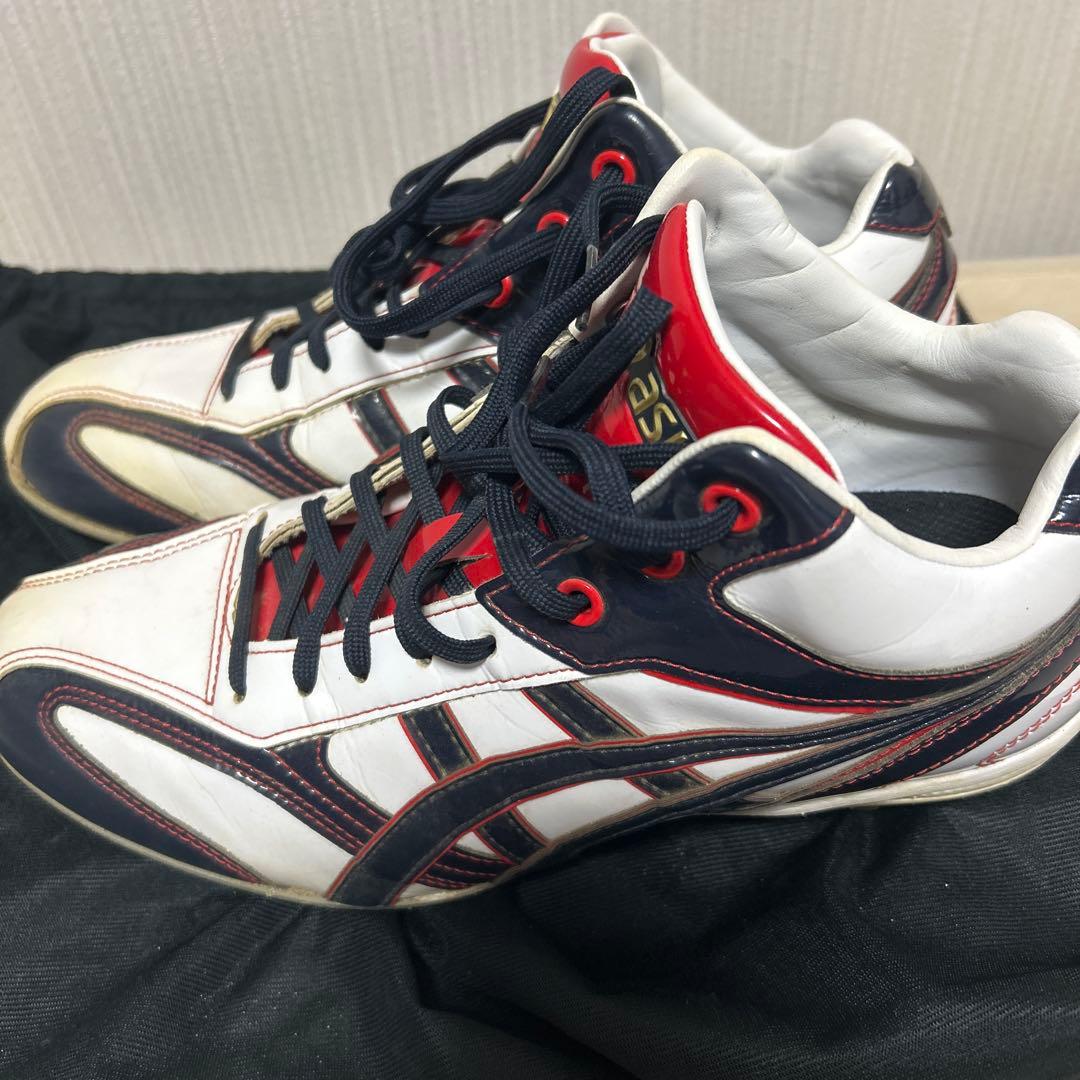 asics スパイク ホワイト/ネイビー/レッド