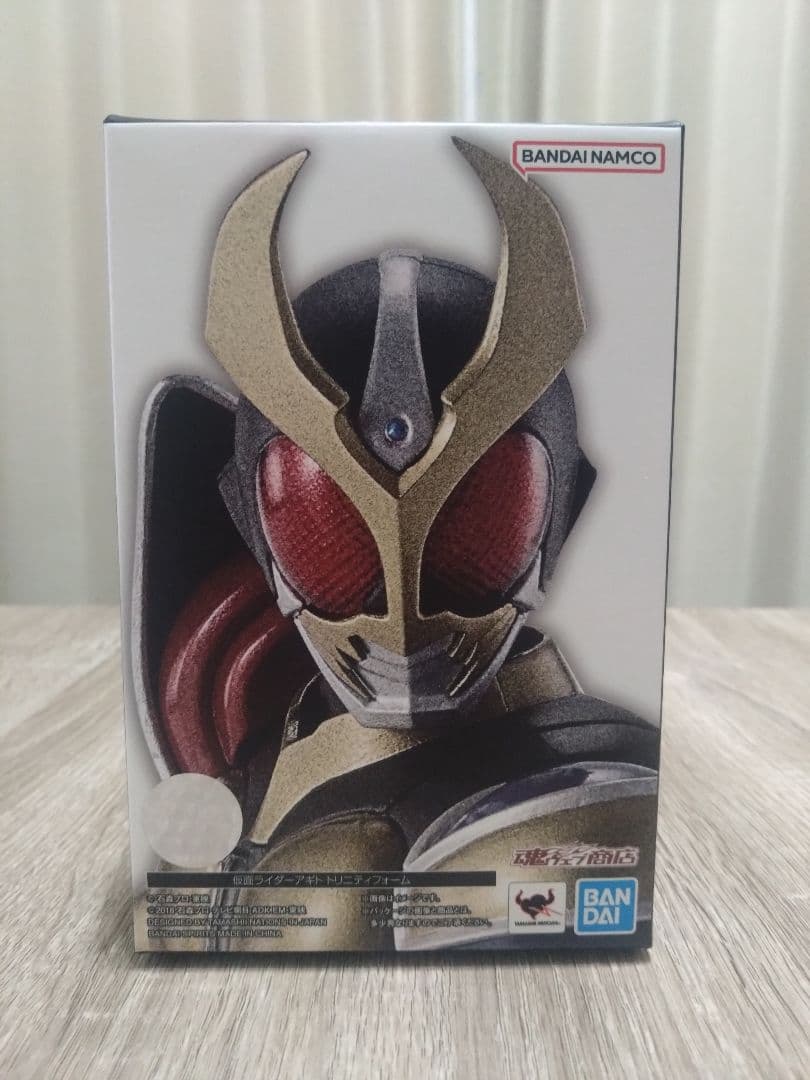 真骨彫製法 S.H.フィギュアーツ 仮面ライダーアギト トリニティフォーム