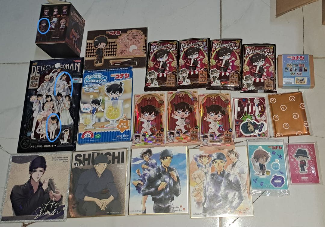 名探偵コナン おまとめ販売セット『アクリルスタンド・トレカ・キーホルダーなど]