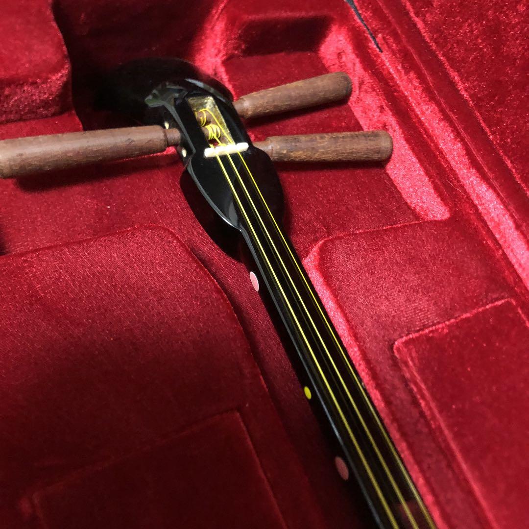 ほぼ新品同様！奄美三味線。早いものがち