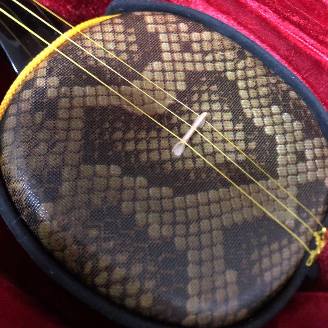 ほぼ新品同様！奄美三味線。早いものがち