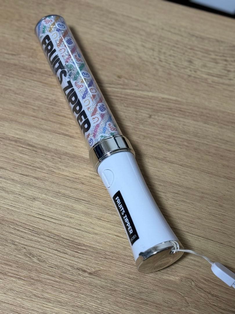 FRUITS ZIPPER ペンライト