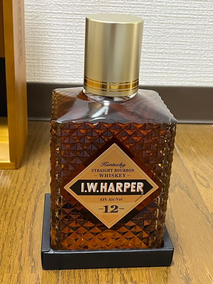 【未開栓・未使用】I.W.ハーパー 12年 750ml 43％ 木箱 グラス付き