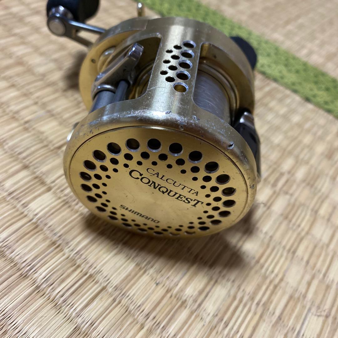 SHIMANO CALCUTTA CONQUEST 200 リール