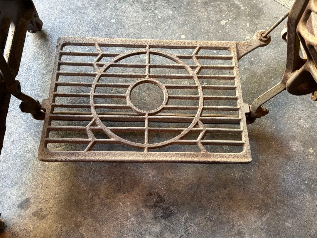 ジャノメ 足踏みミシン脚 アンティーク レトロ テーブル②