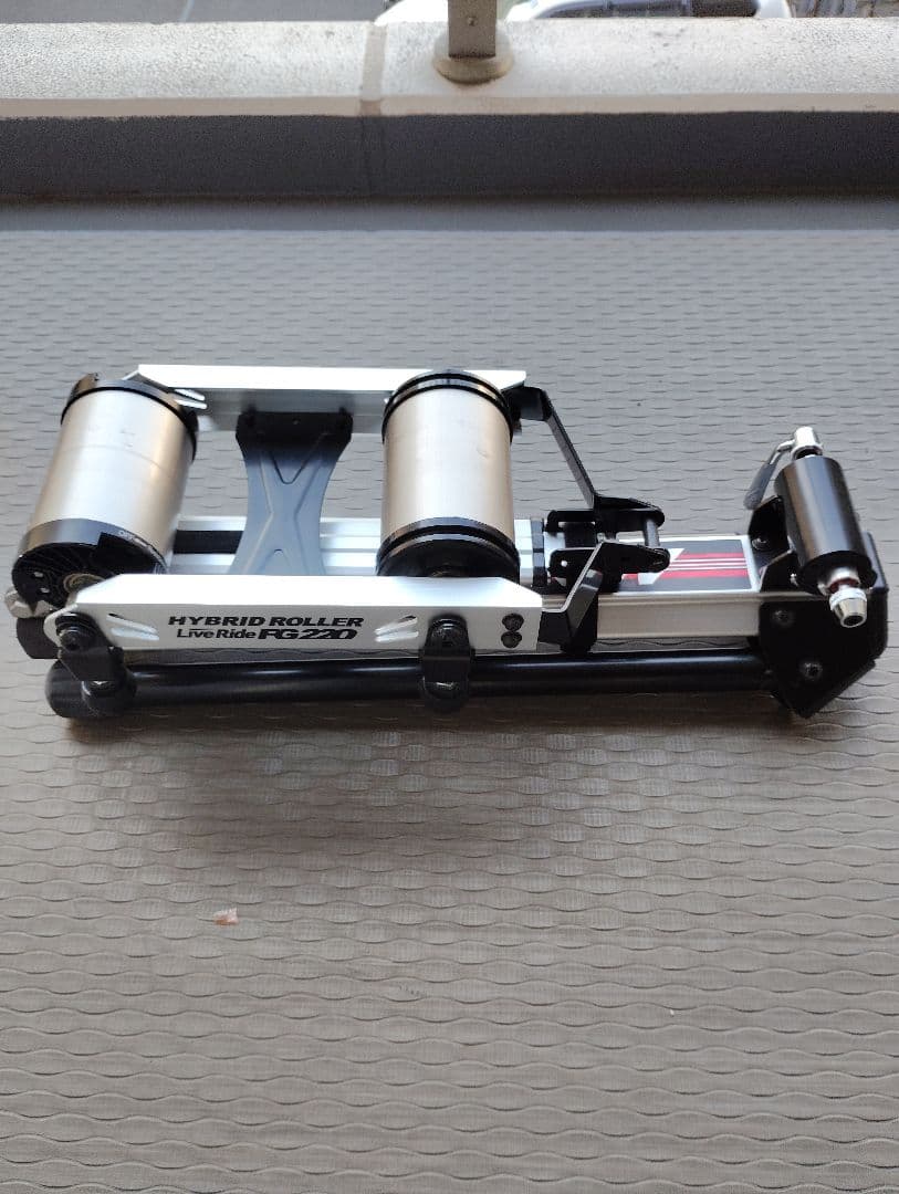 MINOURA FG220　ミノウラ　ハイブリッドローラー