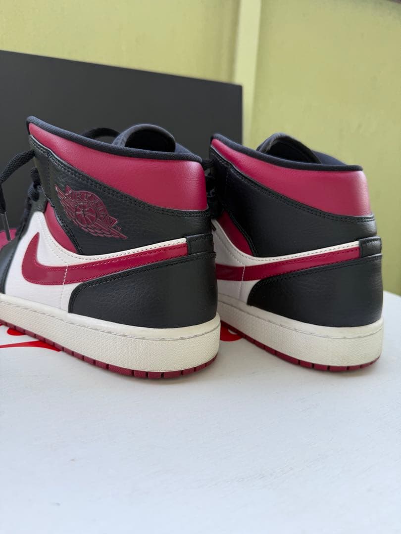 シューズ(男性用) NIKE AIR JORDAN 1 MID \"BLACK/RED/ WHITE\"