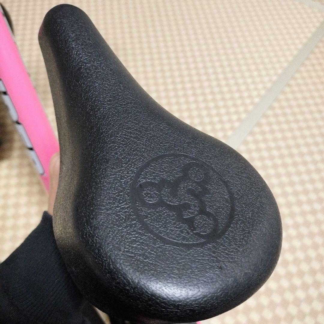 直接渡し　名古屋市内　STRIDER バランスバイク ピンク