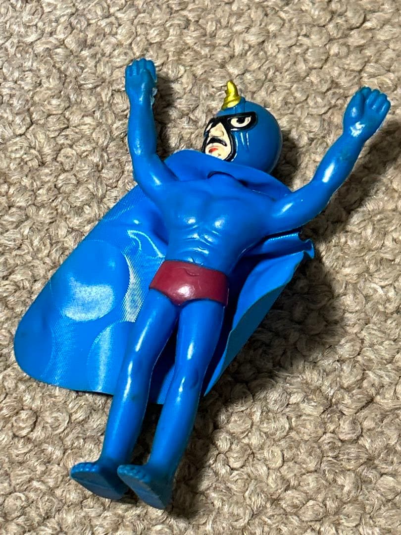 講談社　タイガーマスクVSわるものレスラー　ブラックパイソン　面取れミニソフビ