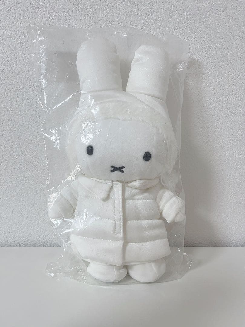 干支うさぎダウンコートミッフィーぬいぐるみ