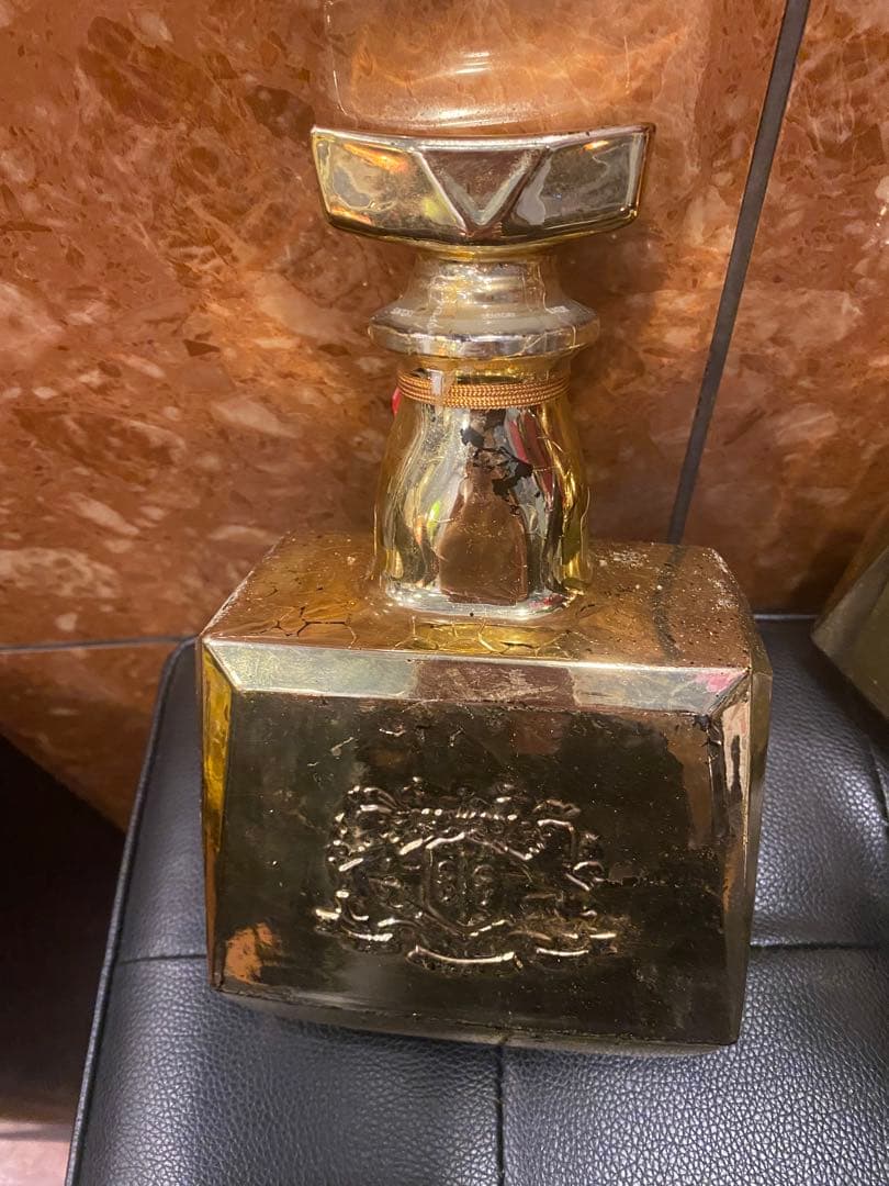 サントリーローヤルゴールド未歳ラベル古酒　2本セット