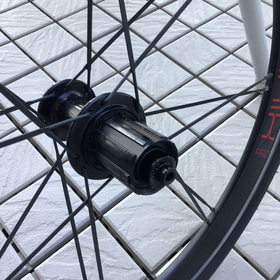 Kinprix Pro クリンチャーホイール