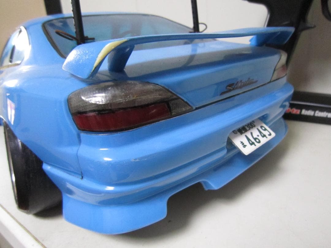 もの凄く高そうな yokomoって書いてあるラジコンカー 送料込みです