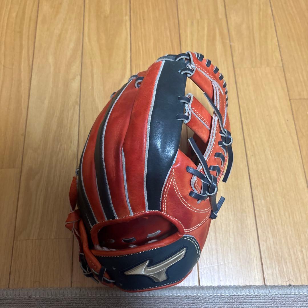 オレンジ/黒 ソフトボール用グローブ