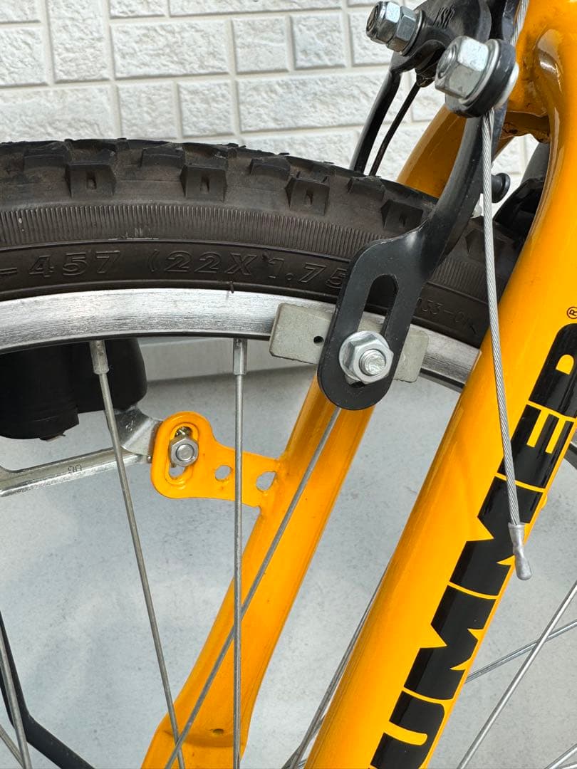 HUMMER キッズ自転車 イエロー 前カゴ付き 22インチ