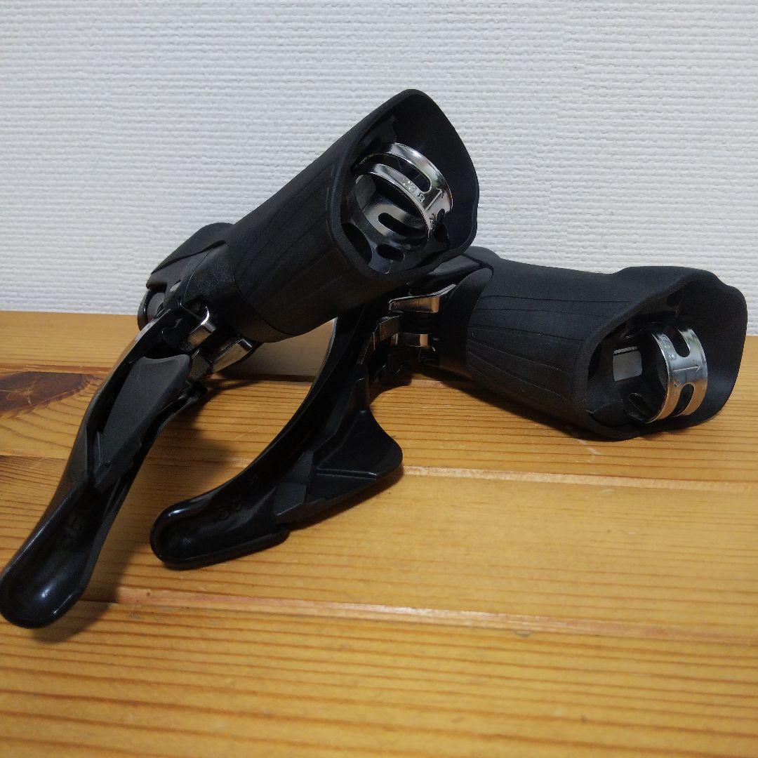 ST-R7000 シマノ105 シフトレバー左右セット 機械式リムブレーキ用